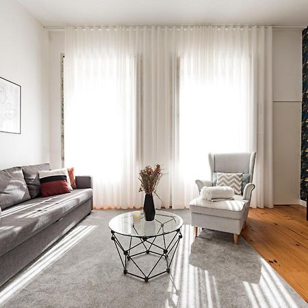 Lovelystay - Cativo Studio Downtown By Metro Station 포르투 외부 사진