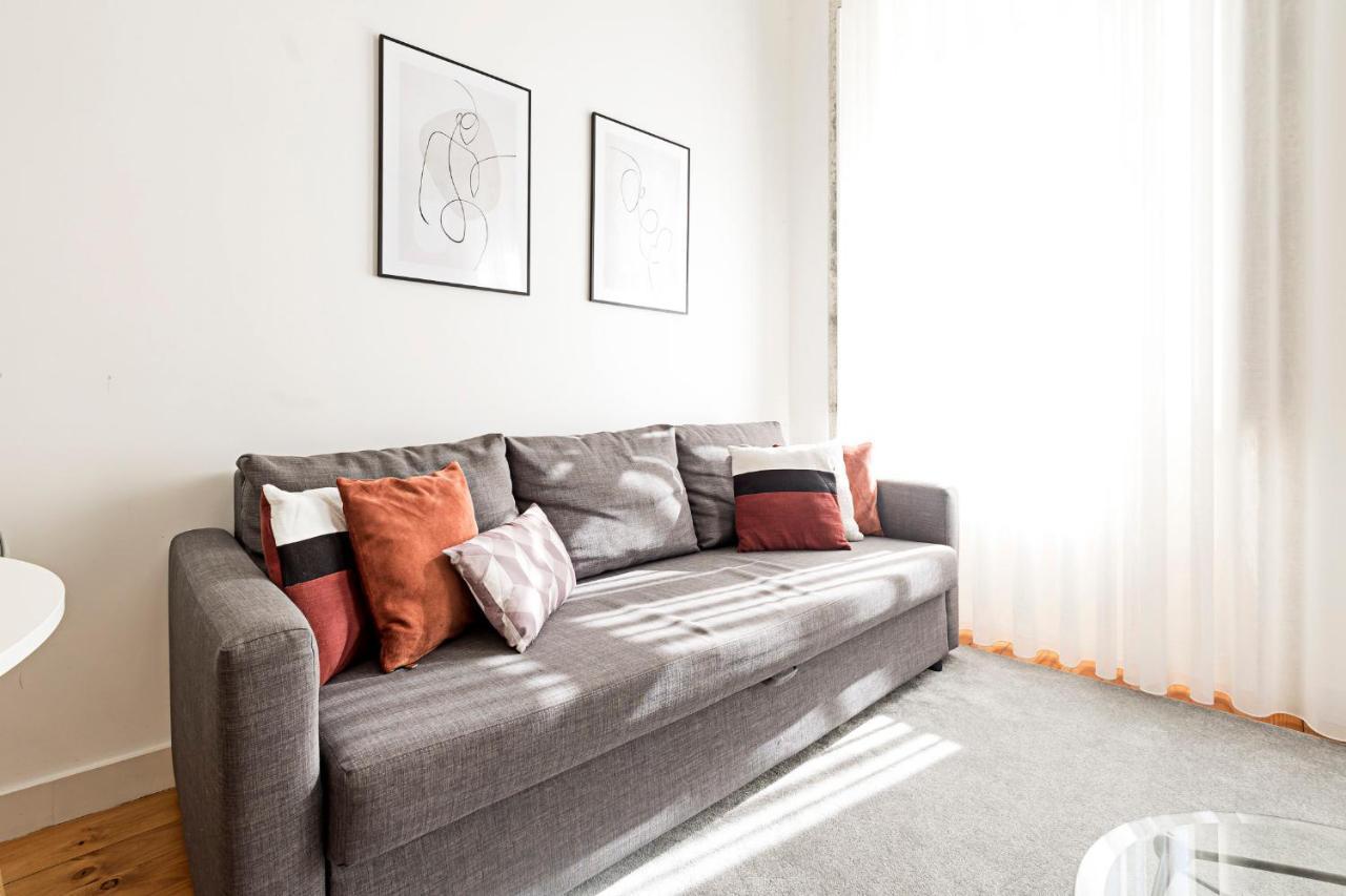 Lovelystay - Cativo Studio Downtown By Metro Station 포르투 외부 사진