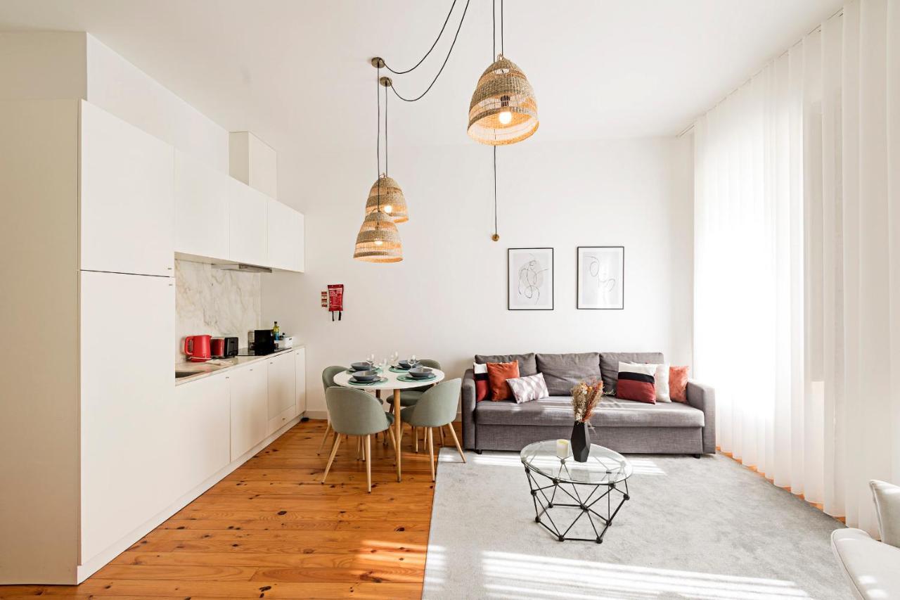 Lovelystay - Cativo Studio Downtown By Metro Station 포르투 외부 사진